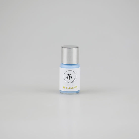 Lotion Fixatrice de Cils et Sourcils (format Pot) | Étape 2